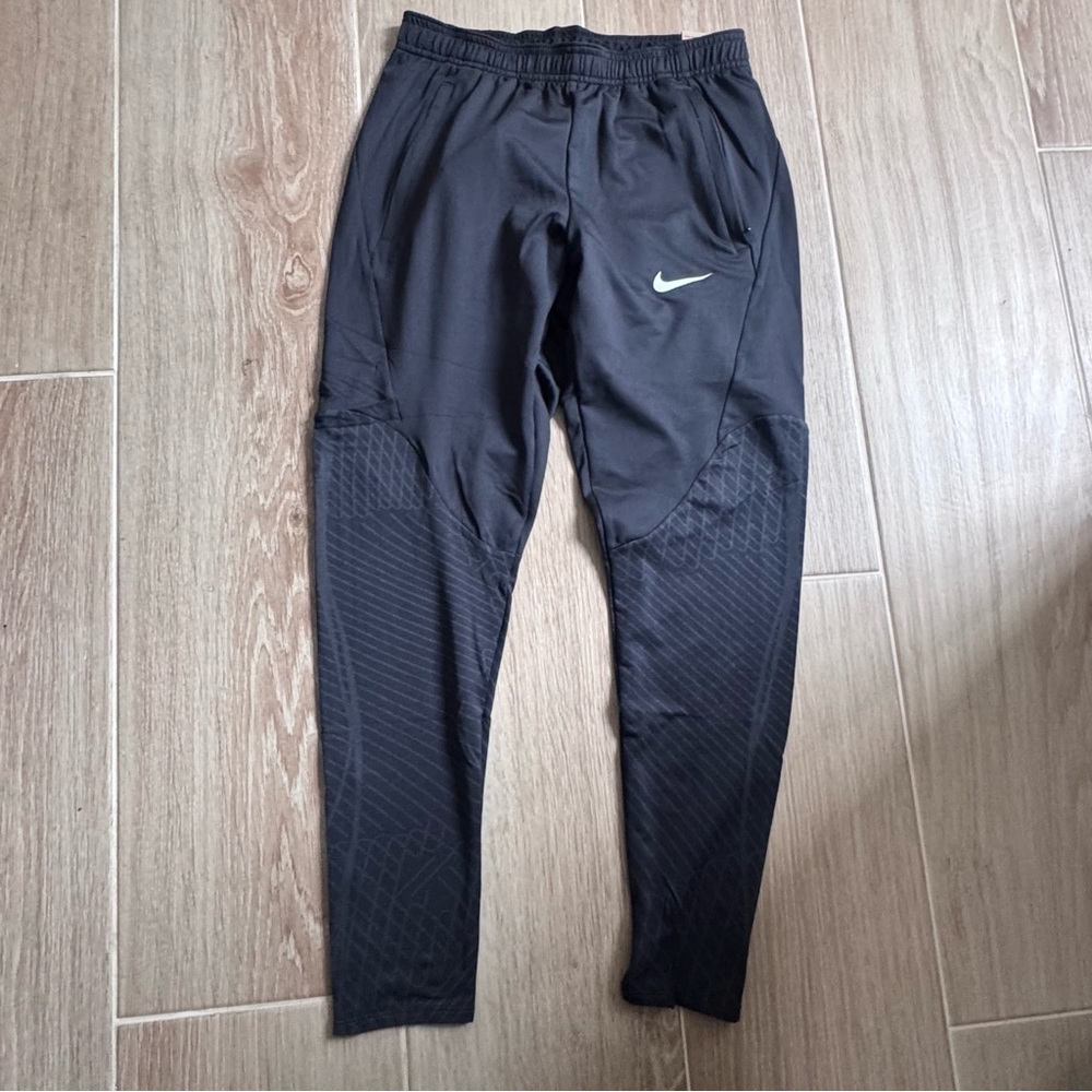 Nike Charcoal Gray Joggers NWT